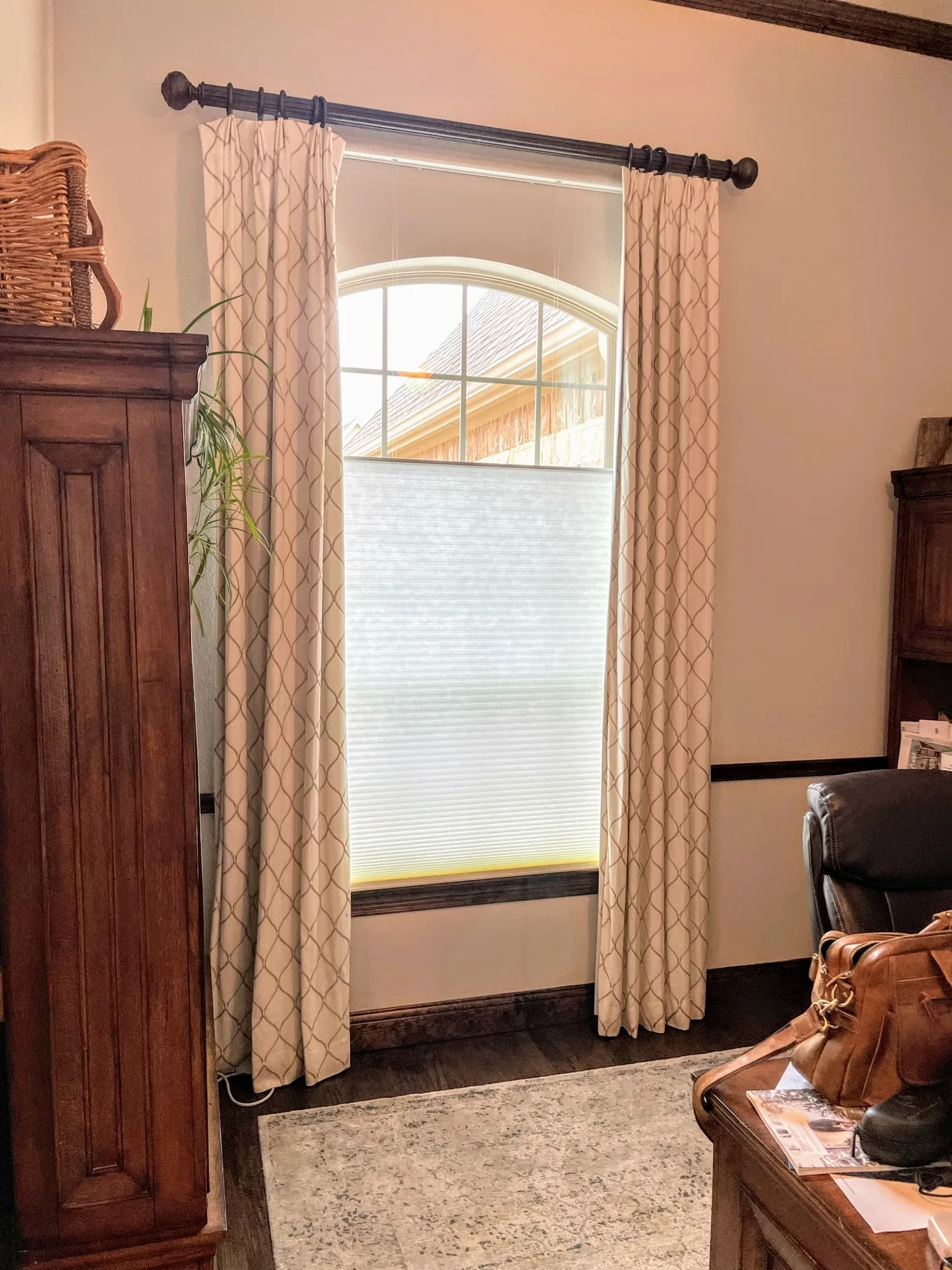 Cellular shades installed in a Tanque Verde, Tucson, AZ home by Love Is Blinds Arizona