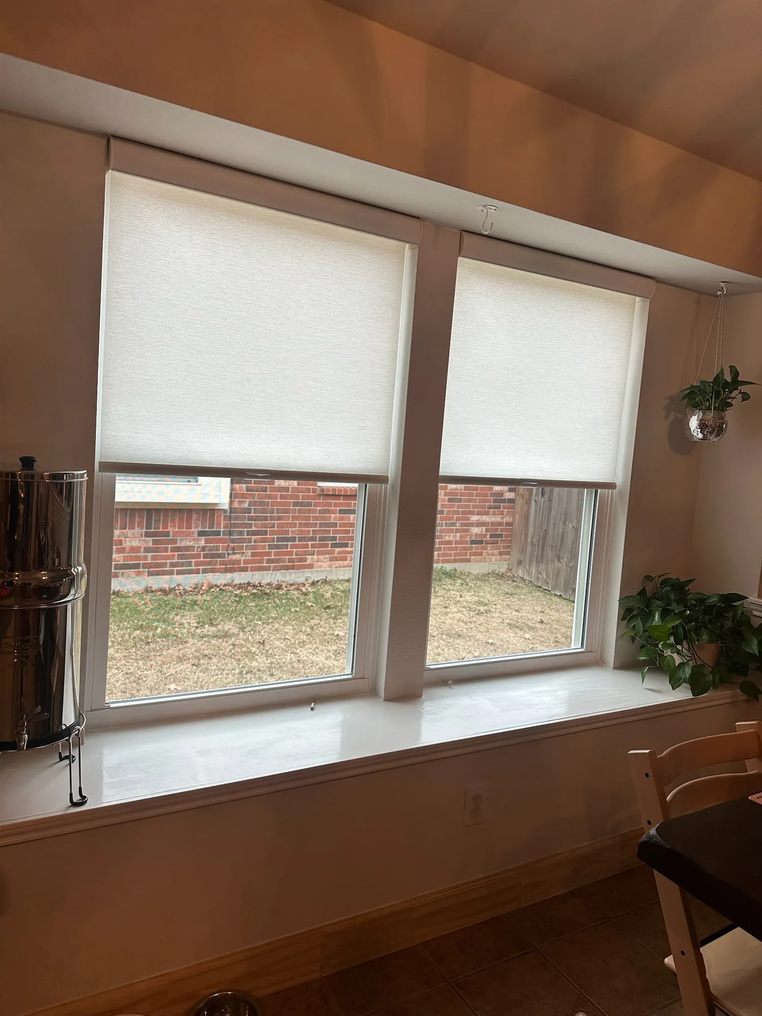 Roller Blinds vs. Roller Shades: What's the Difference?